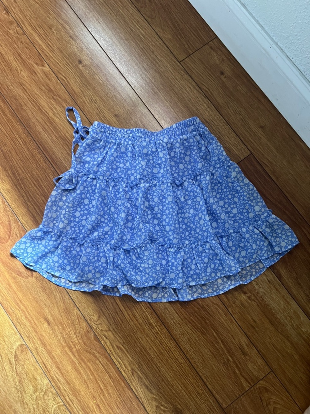 Women's Blue Floral Tiered Ruffle Skirt
